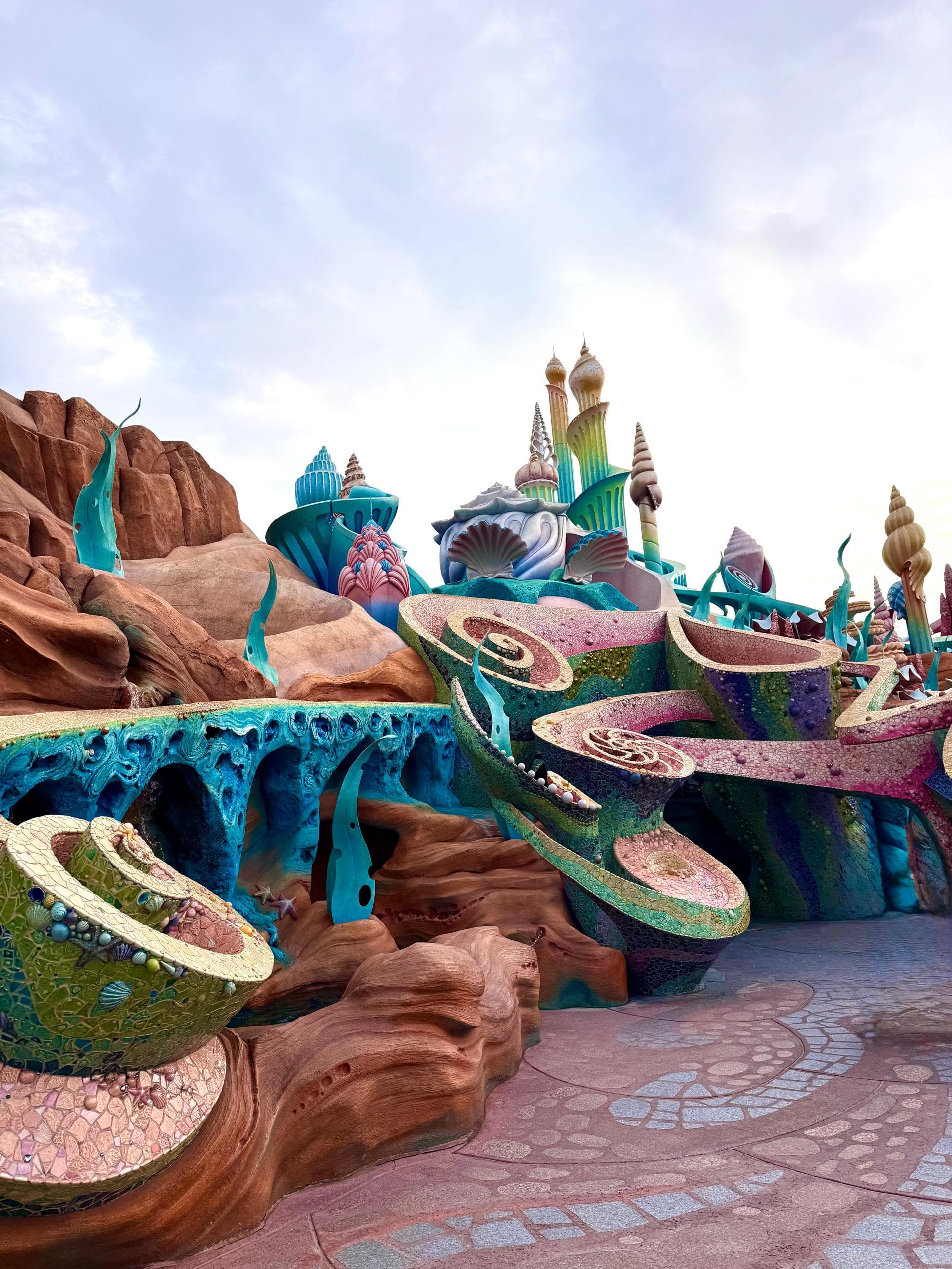 7D5N TOKYO/HAKONE/CHIBA (FUJI SHIBAZAKURA / DISNEYSEA / KAMOGAWA SEAWORLD)