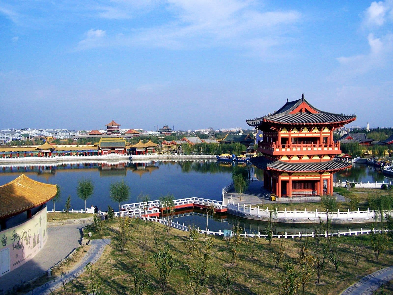 8D6N XI'AN/ZHENGZHOU/KEIFENG/MOUNT YUNTAI/DENGFENG/LUOYANG/SANMENXIA