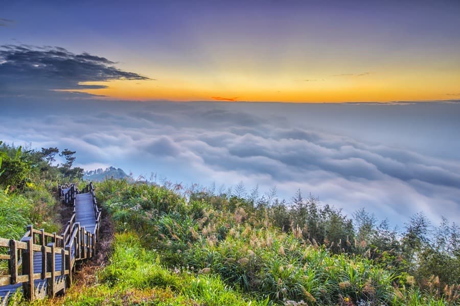 7D6N TAOYUAN/CHANGHUA/CHIAYI/TAICHUNG//HSINCHU/TAIPEI (ALISHAN SUNRISE + SEA OF CLOUDS)