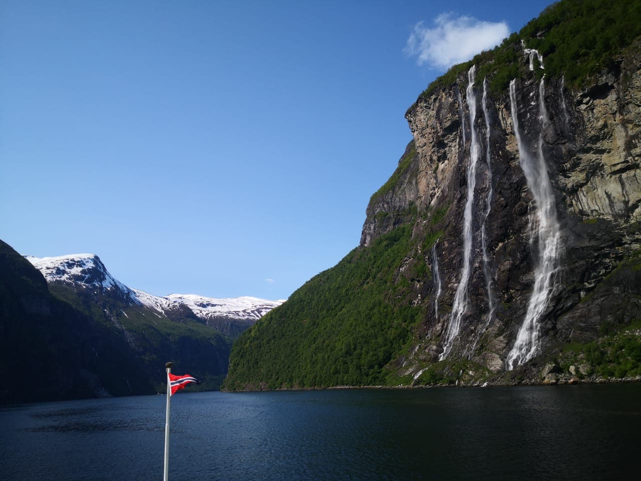 13D10N SCANDINAVIA FJORD EXPLORER (FINLAND, SWEDEN, NORWAY, DENMARK)