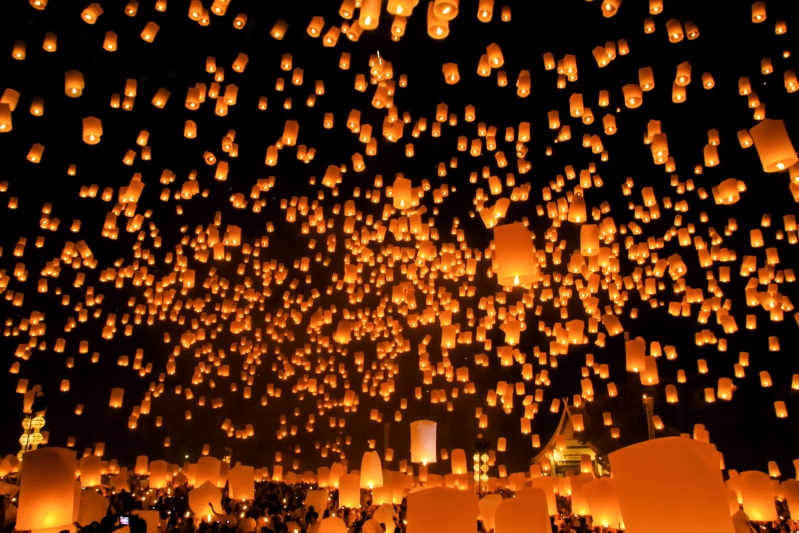 CAD LOY KRATHONG CHIANG MAI + CHIANG RAI + LAOS GOLDEN TRIANGLE SEZ