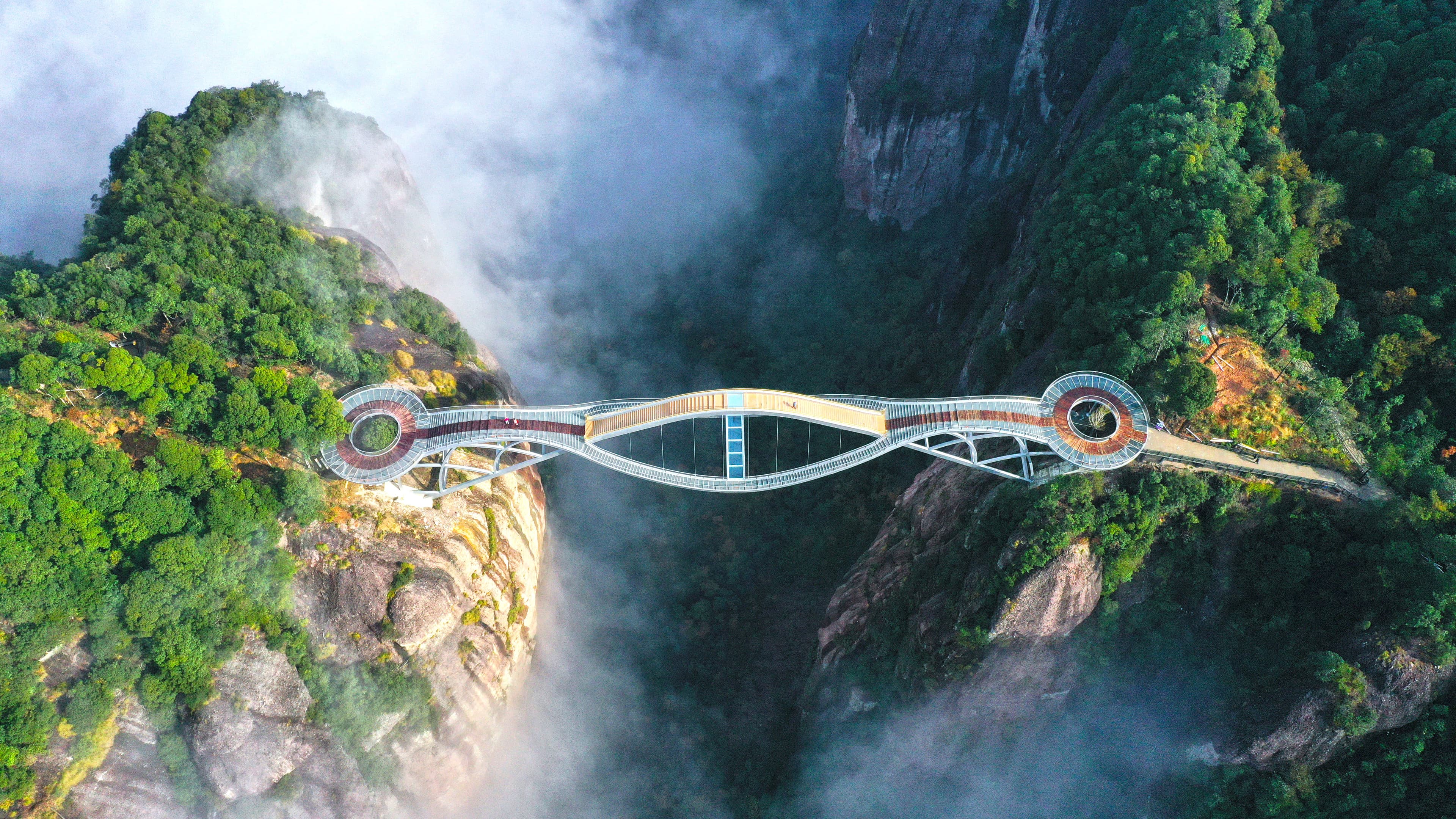 7D5N DREAMY JIANGNAN~ JINHUA/LISHUI/XIANJU/ICE SNOW PARK/HANGZHOU/SHANGHAI