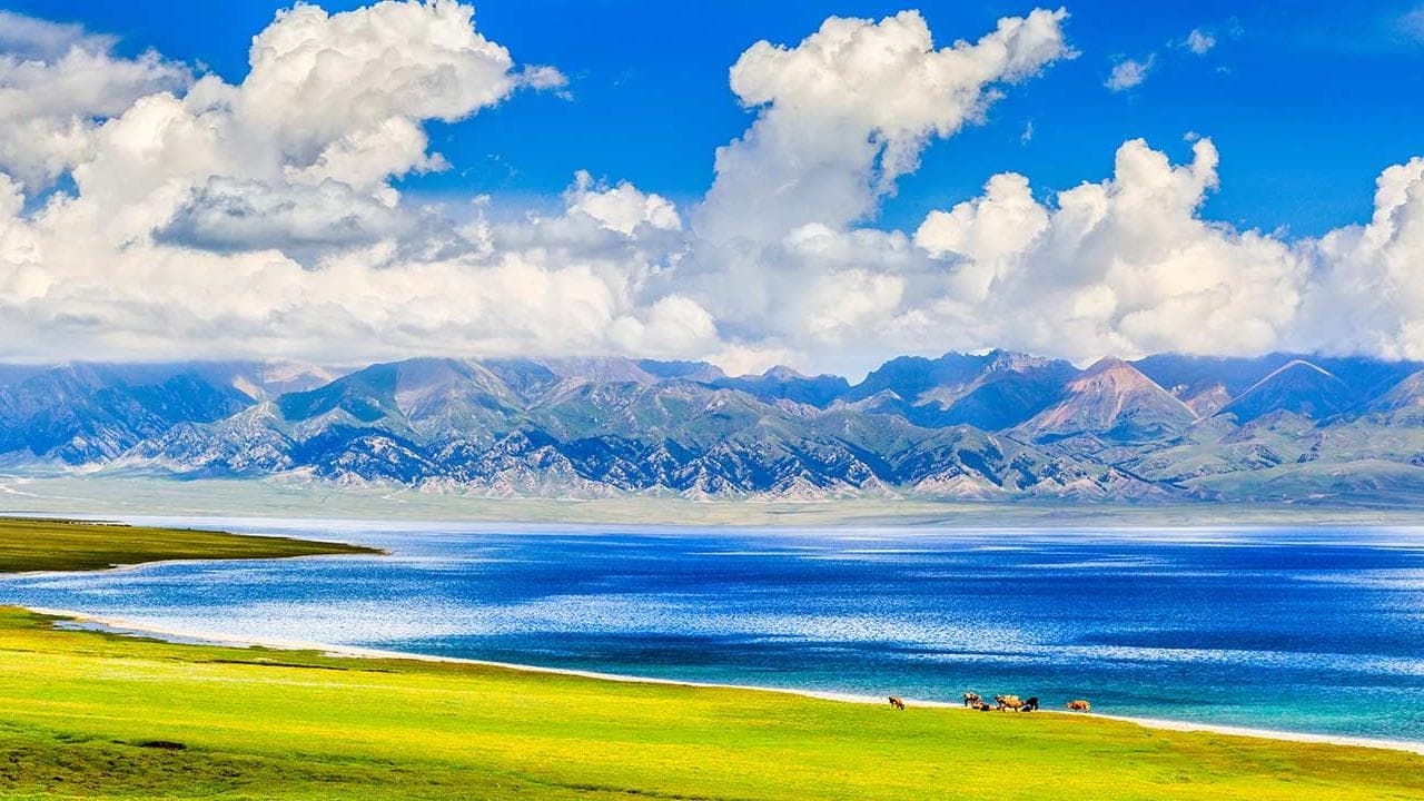 9D7N NORTHERN XINJIANG ~ URUMQI/HEMU/KANAS/SAYRAM LAKE/NALATI (ONE WAY HIGH SPEED TRAIN)