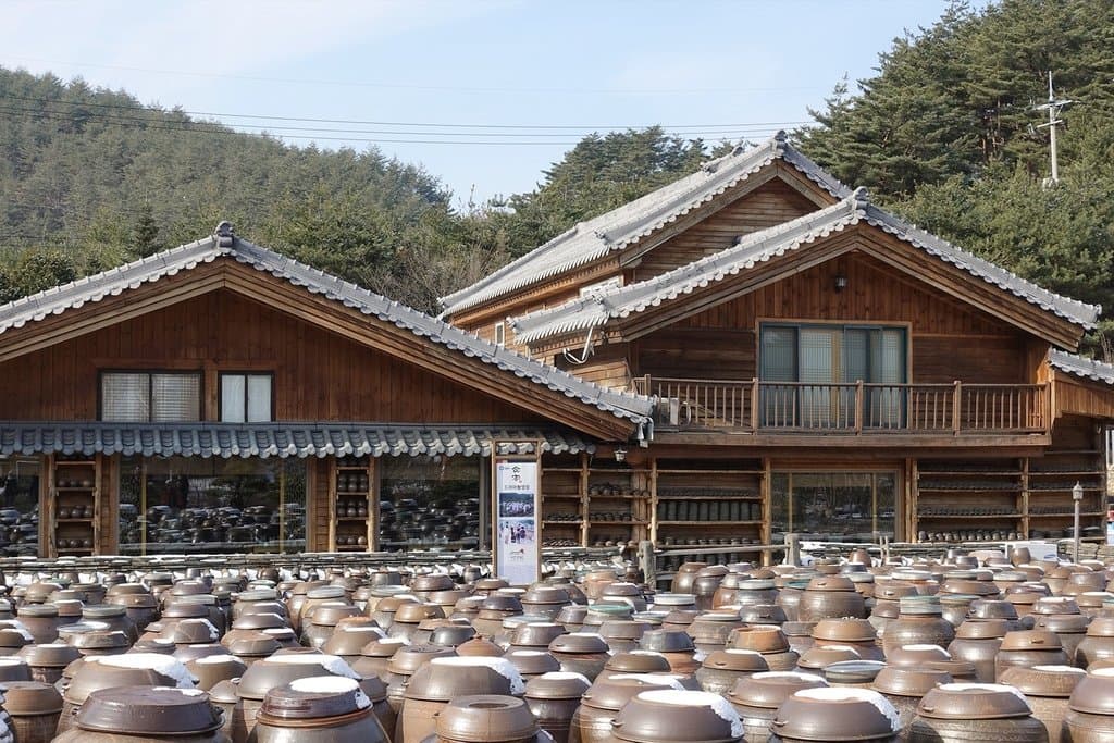 6D4N SEOUL/ PYEONGCHANG/ GANGNEUNG + LOTTE WORLD  *WEARING HANBOK VISIT GYEONGBOK PALACE*