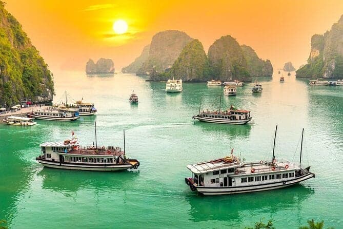 6D5N VIETNAM GETAWAY | HANOI × HALONG BAY + 1 DAY FREE & EASY