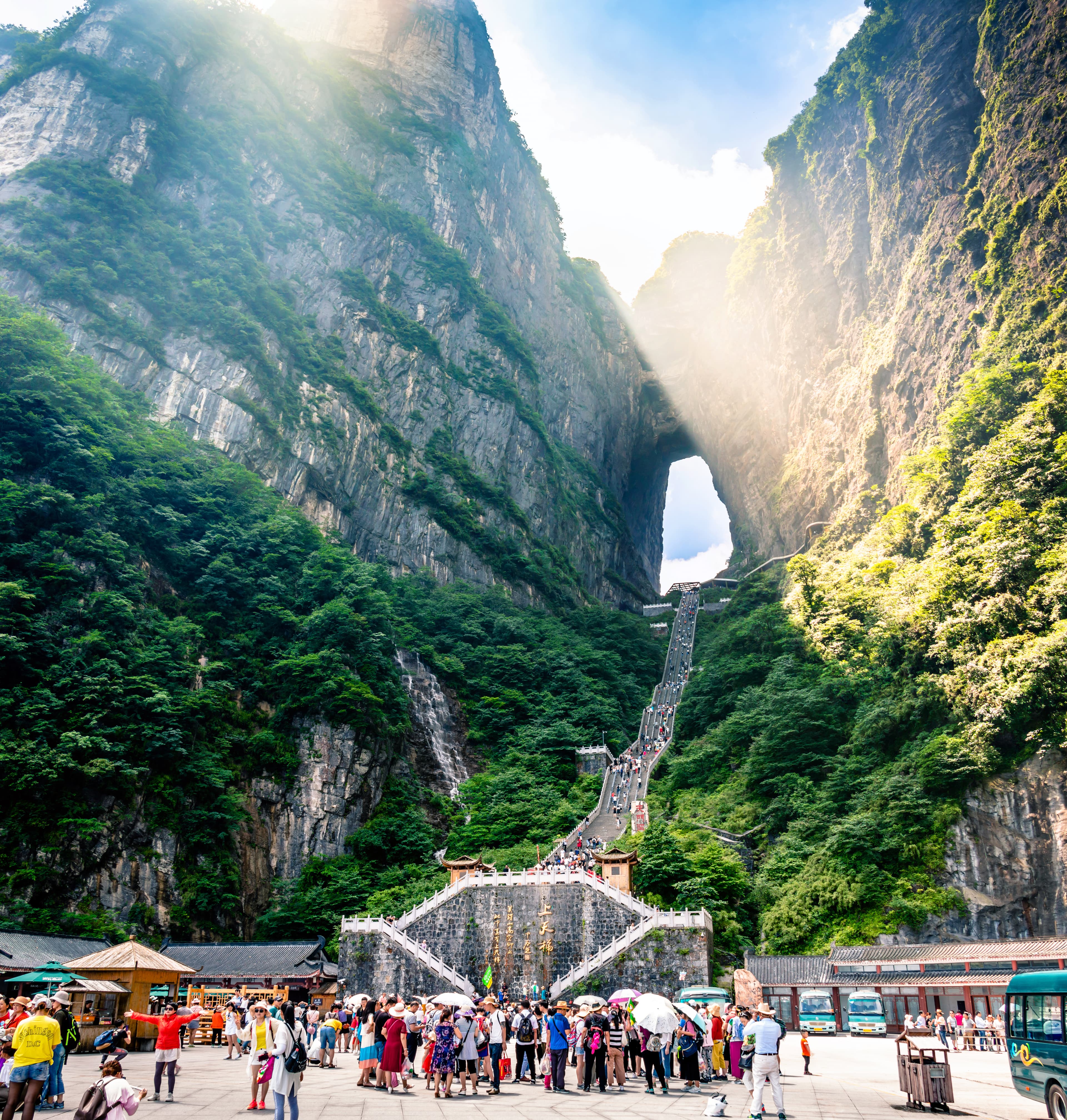 7D5N JOURNEY TO XIANGXI (CHANGSHA / PHOENIX ANCIENT TOWN / ZHANGJIAJIE)